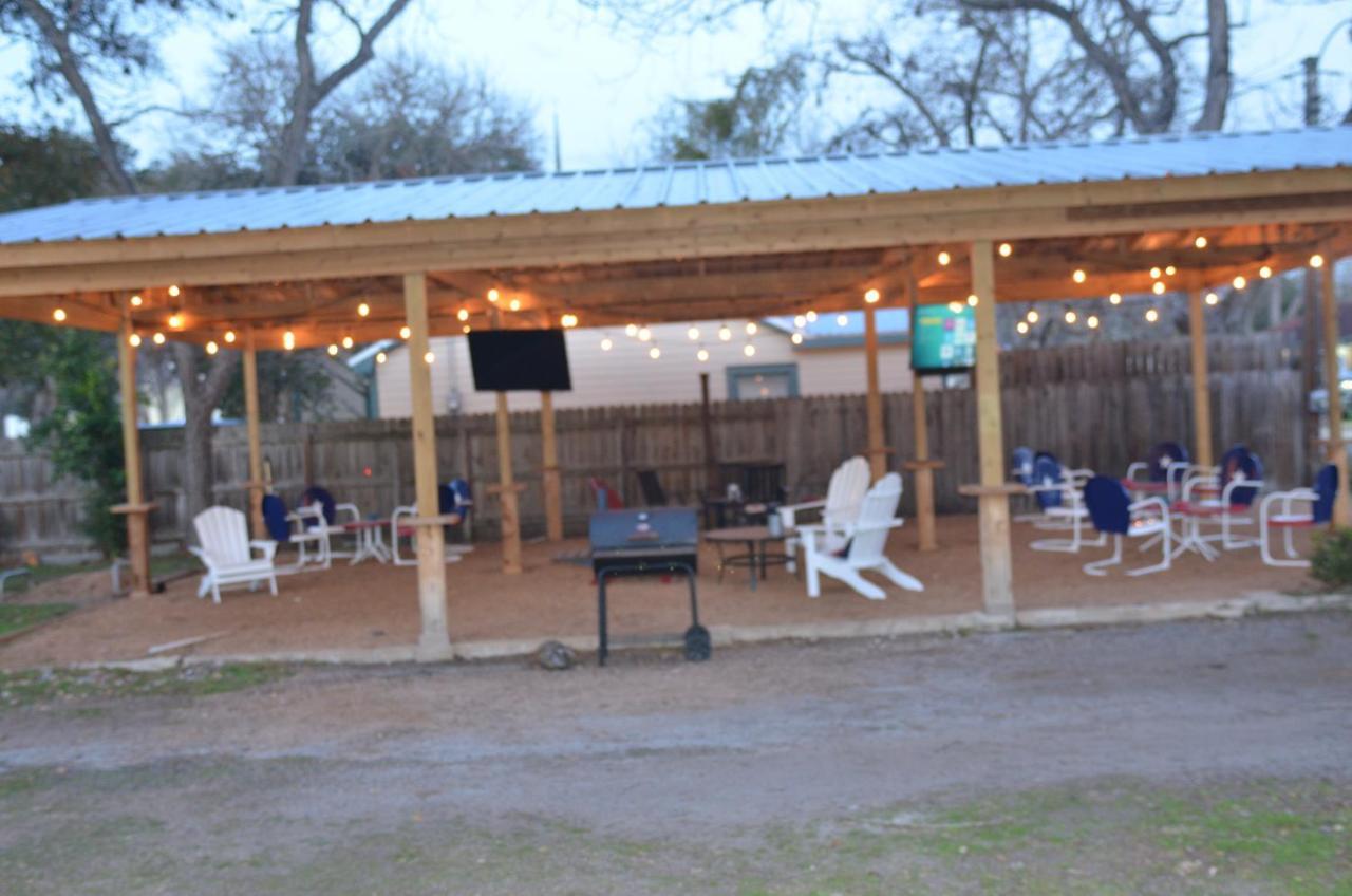 The Oak Motel La Grange Exteriér fotografie