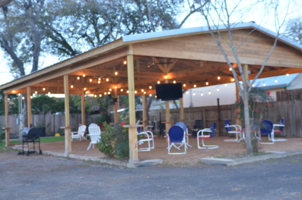 The Oak Motel La Grange Exteriér fotografie